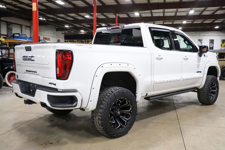 2022 GMC Sierra 1500 AT4